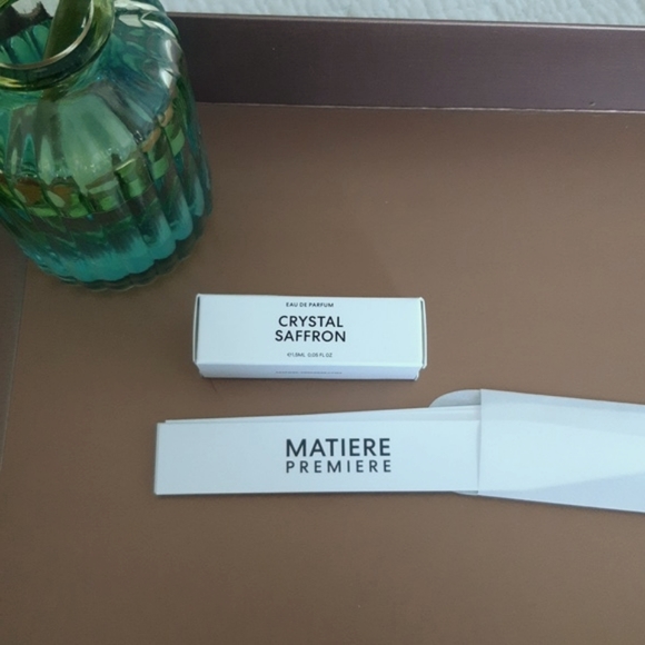 Matiere Premiere. Crystal Saffron - Picture 2 of 2